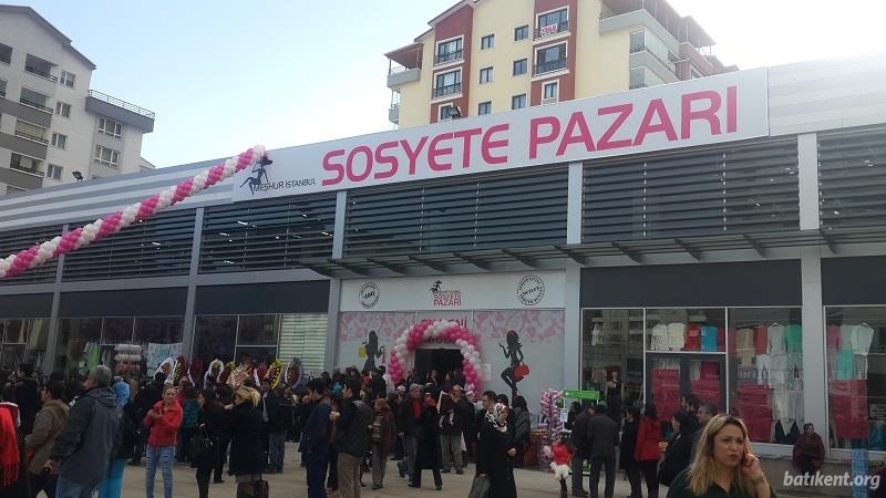 Meşhur İstanbul Sosyete Pazarı Batıkent'te açıldı